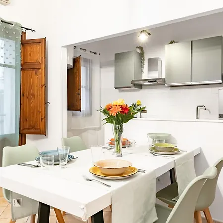 דירה Guesthost - Your At The Cathedral - Cozy Flat פלרמו